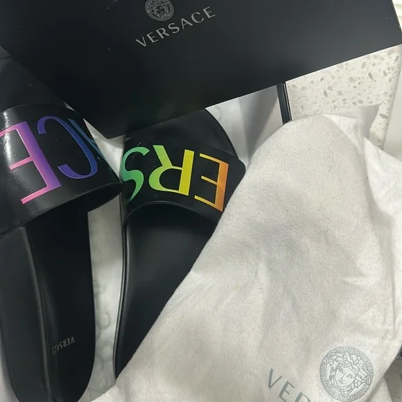 Versace Slides - Picture 3 of 4